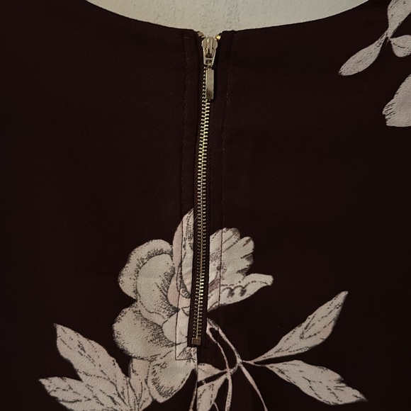 Dynamite Burgundy Oversized Straight Dress - Picture 5 of 5